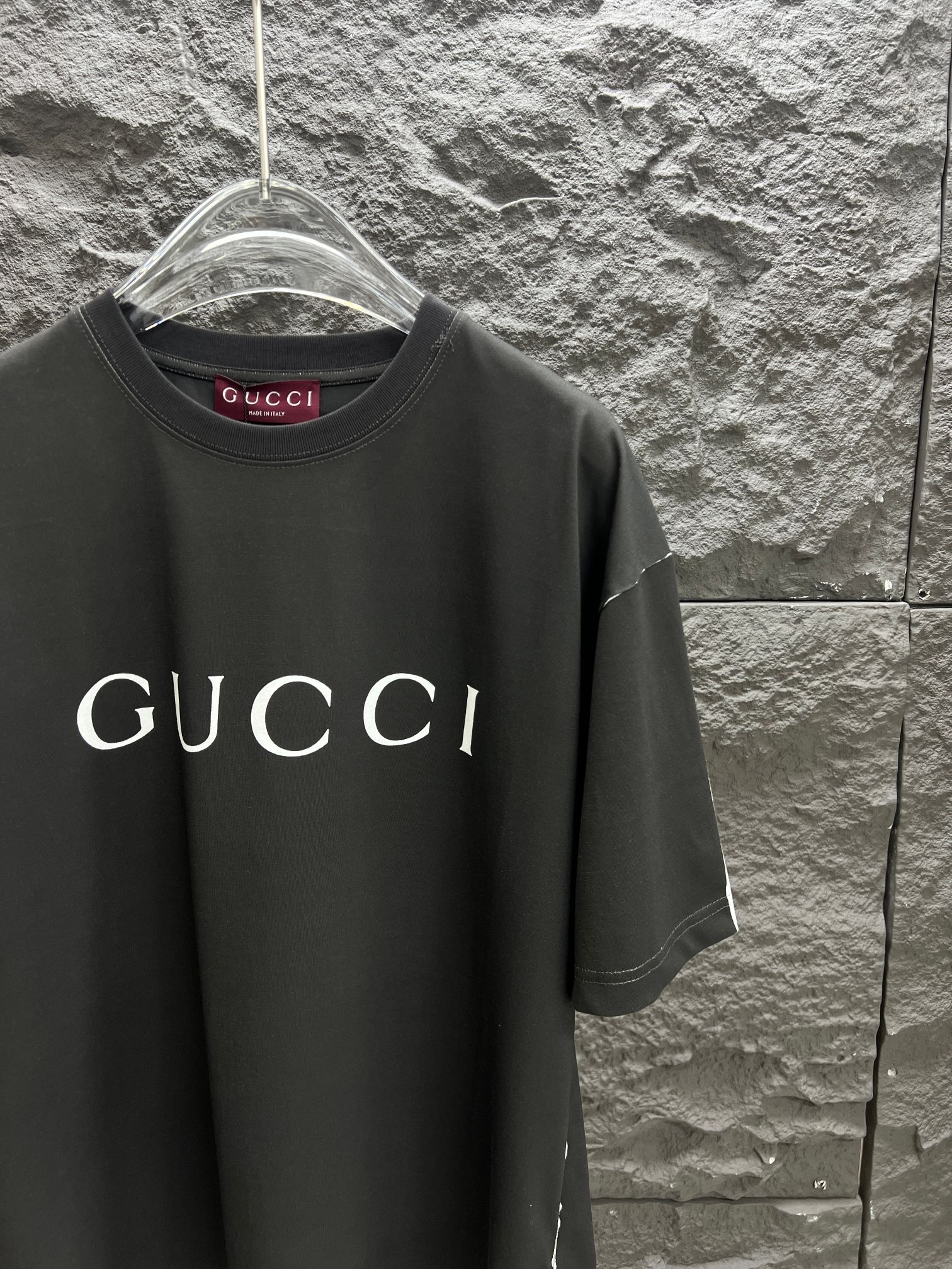 gucci t シャツ クマ偽物 純綿 トップス ロゴプリント ゆったり 半袖 ブラック_4