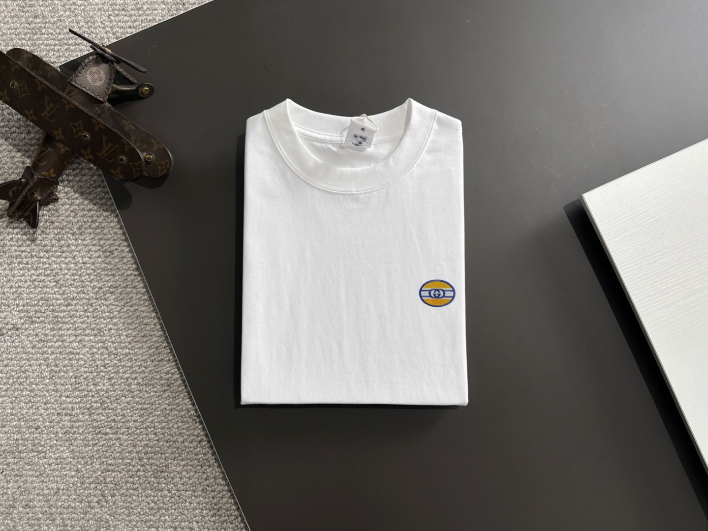 超激得価格 gucci t シャツ ディズニー偽物 綿 高品質 トップス プリント ゆったり 半袖 ホワイト_2