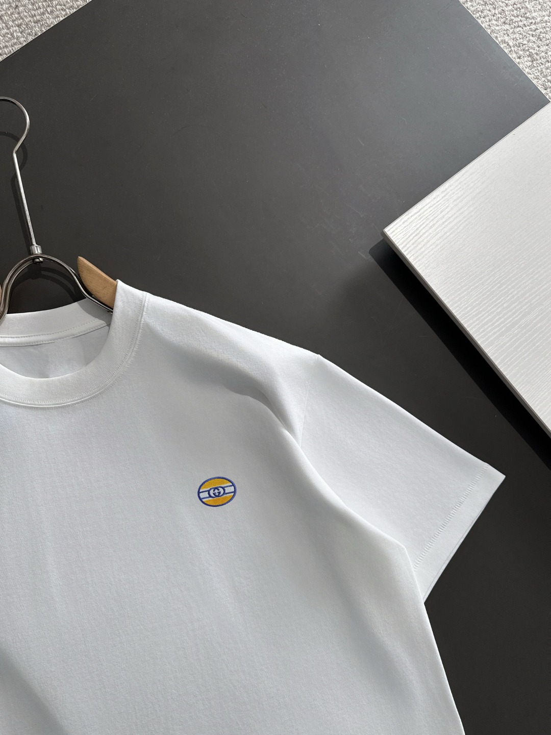 超激得価格 gucci t シャツ ディズニー偽物 綿 高品質 トップス プリント ゆったり 半袖 ホワイト_6