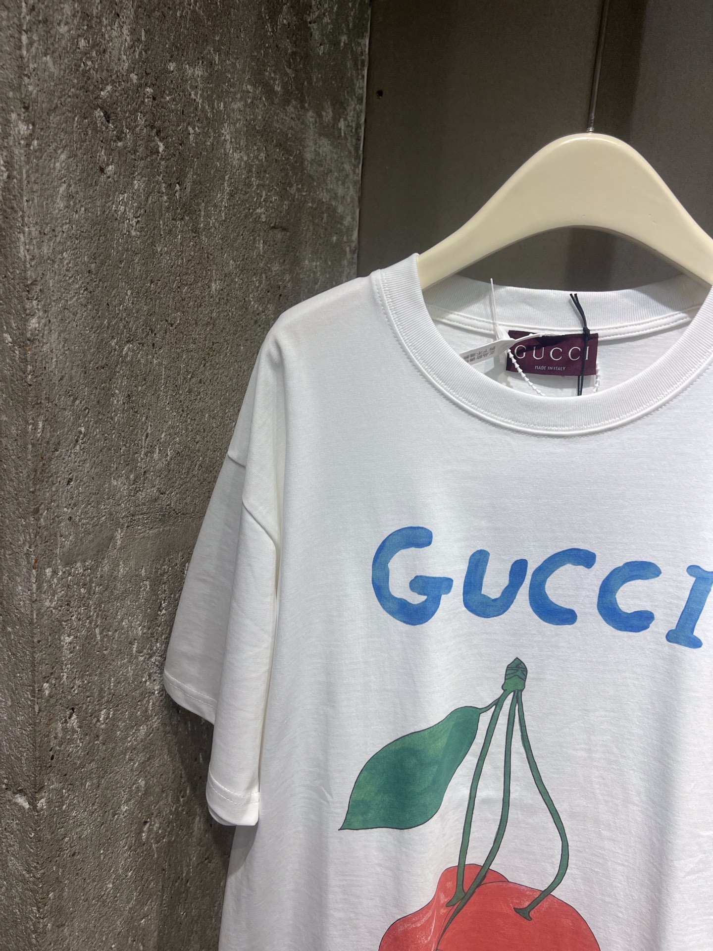 最新の2025年 gucci ば な にゃ t シャツコピー ゆったり プリント 100%綿 短袖 トップス 男女兼用 ホワイト_2