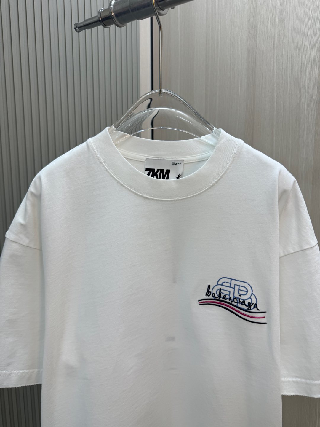 バレンシアガ 半袖シャツ激安通販 トップス プリント 純綿tシャツ ゆったり 男女兼用 ホワイト_4