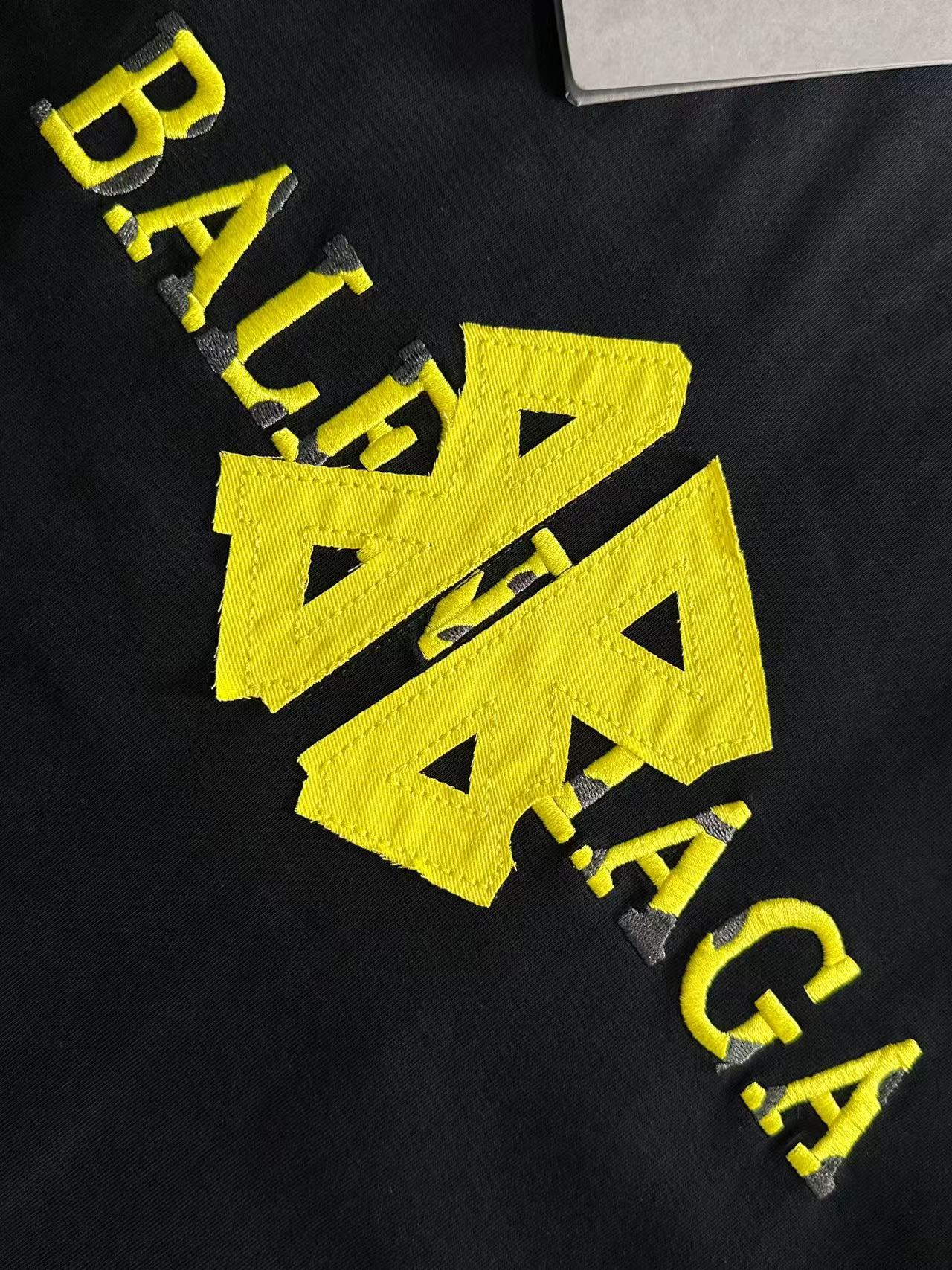 超激得の新品 バレンシアガリップ偽物 プリント 100％綿 短袖tシャツ ゆったり ブラック_4