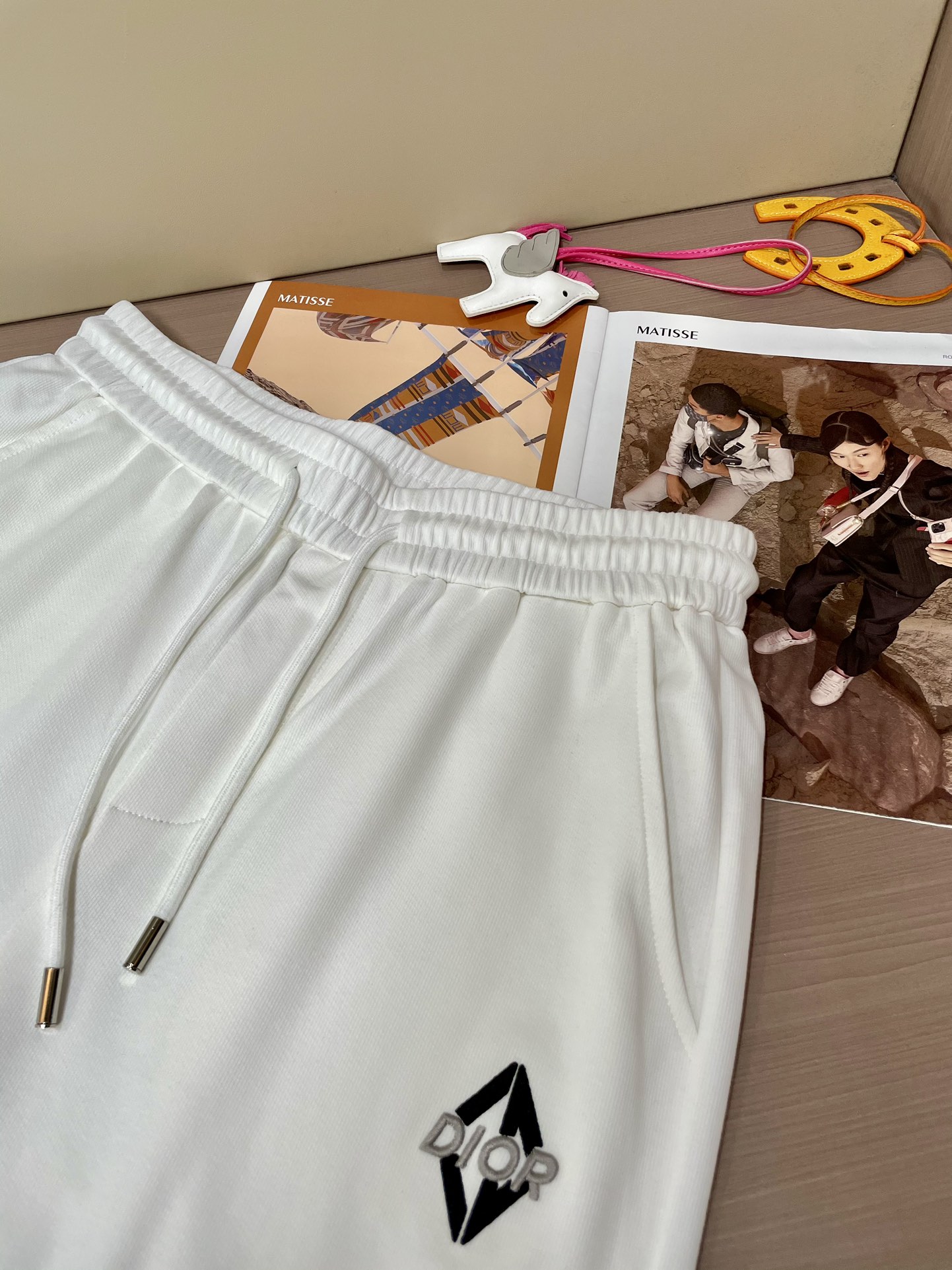 ディオール パンツ メンズ偽物 ショットパンツ 春夏新品 ビーチ カジュアル ロゴ刺繍 2色可選_3