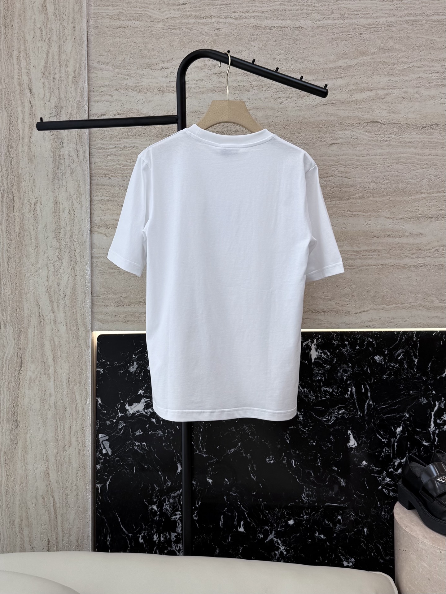 モンクレールtシャツ値段激安通販 トップス 短袖 プリント 柔軟 綿100％ シンプル M8802 ホワイト_2