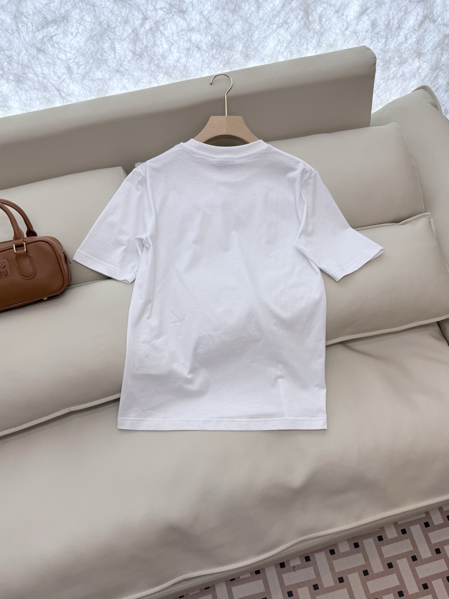 モンクレールtシャツ値段激安通販 トップス 短袖 プリント 柔軟 綿100％ シンプル M8802 ホワイト_3