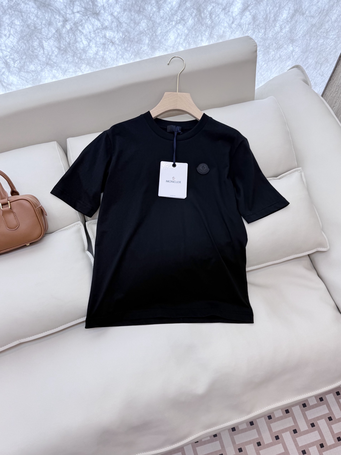 モンクレールtシャツサイズコピー トップス 短袖 プリント 柔軟 綿100％ シンプル M8802 ブラック_1