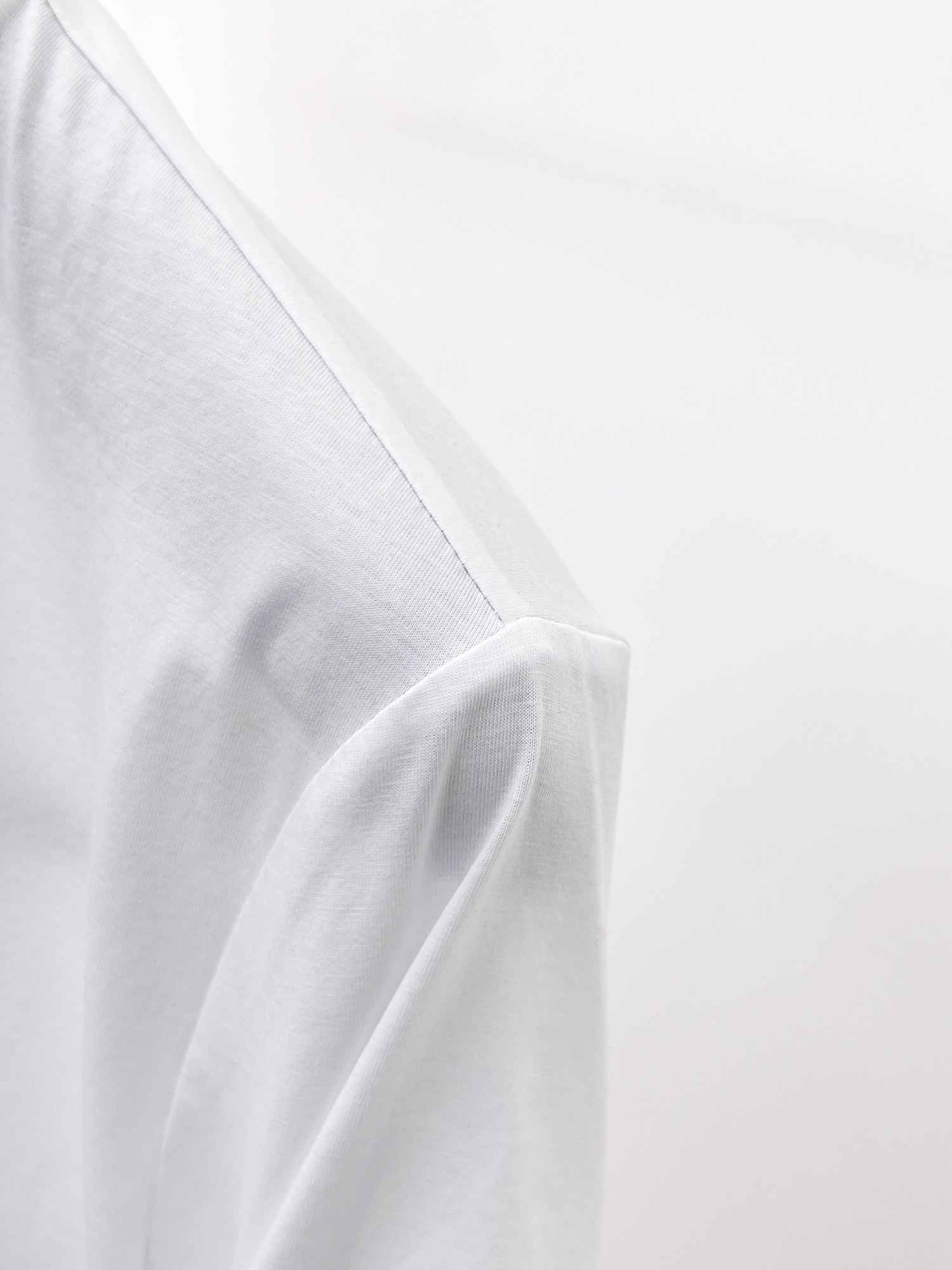 人気品 モンクレールtシャツ キッズ偽物 ロゴプリント トップス 短袖 柔らかい 綿100％ ホワイト_7