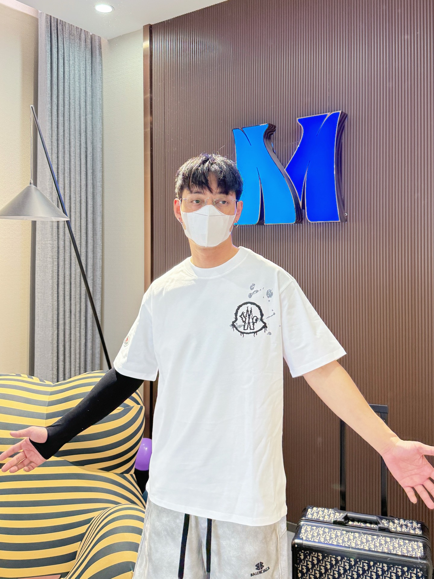 モンクレールtシャツ コーデ偽物 柔らかい 綿100％ プリント トップス 短袖 ホワイト_2