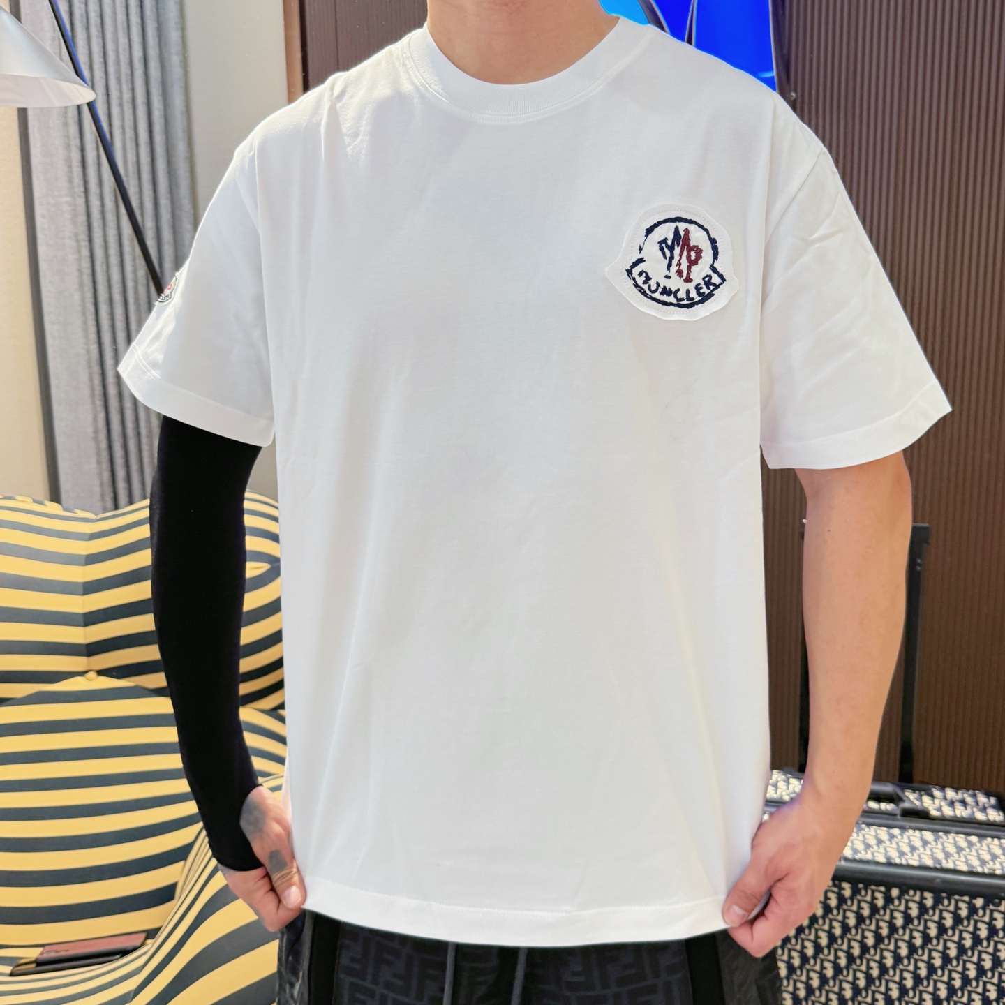 大販売‼モンクレールtシャツ 洗濯スーパーコピー 柔らかい 綿100％ プリント トップス 短袖 ホワイト_6
