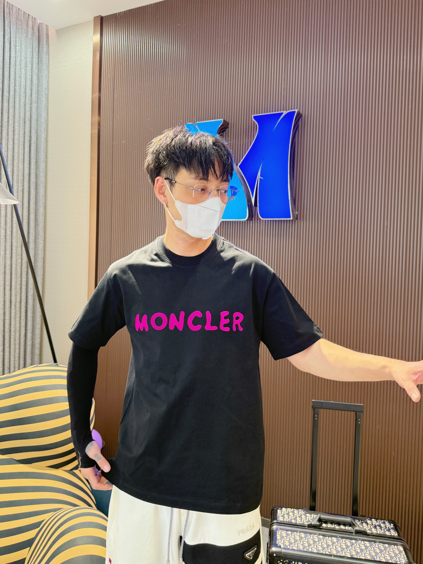 tシャツ モンクレール激安通販 なつ服 柔らかい 綿100％ プリント トップス 短袖 ブラック_3