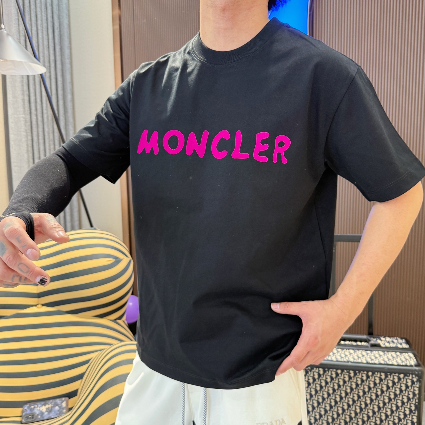 tシャツ モンクレール激安通販 なつ服 柔らかい 綿100％ プリント トップス 短袖 ブラック_5