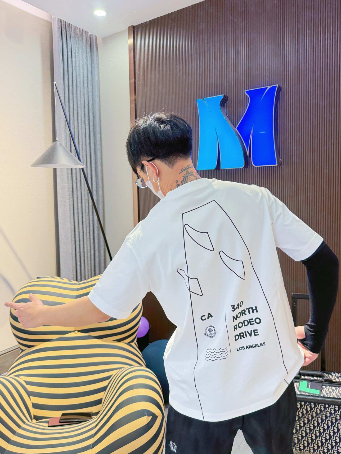 モンクレールロゴtシャツ偽物 綿100％ プリント トップス 短袖 ファッション ホワイト_4