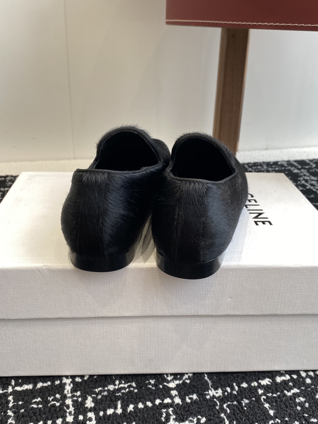 celine 靴 レディース偽物 歩きやすい モカシン 本革 レザー 快適 ローファー ブラック_5