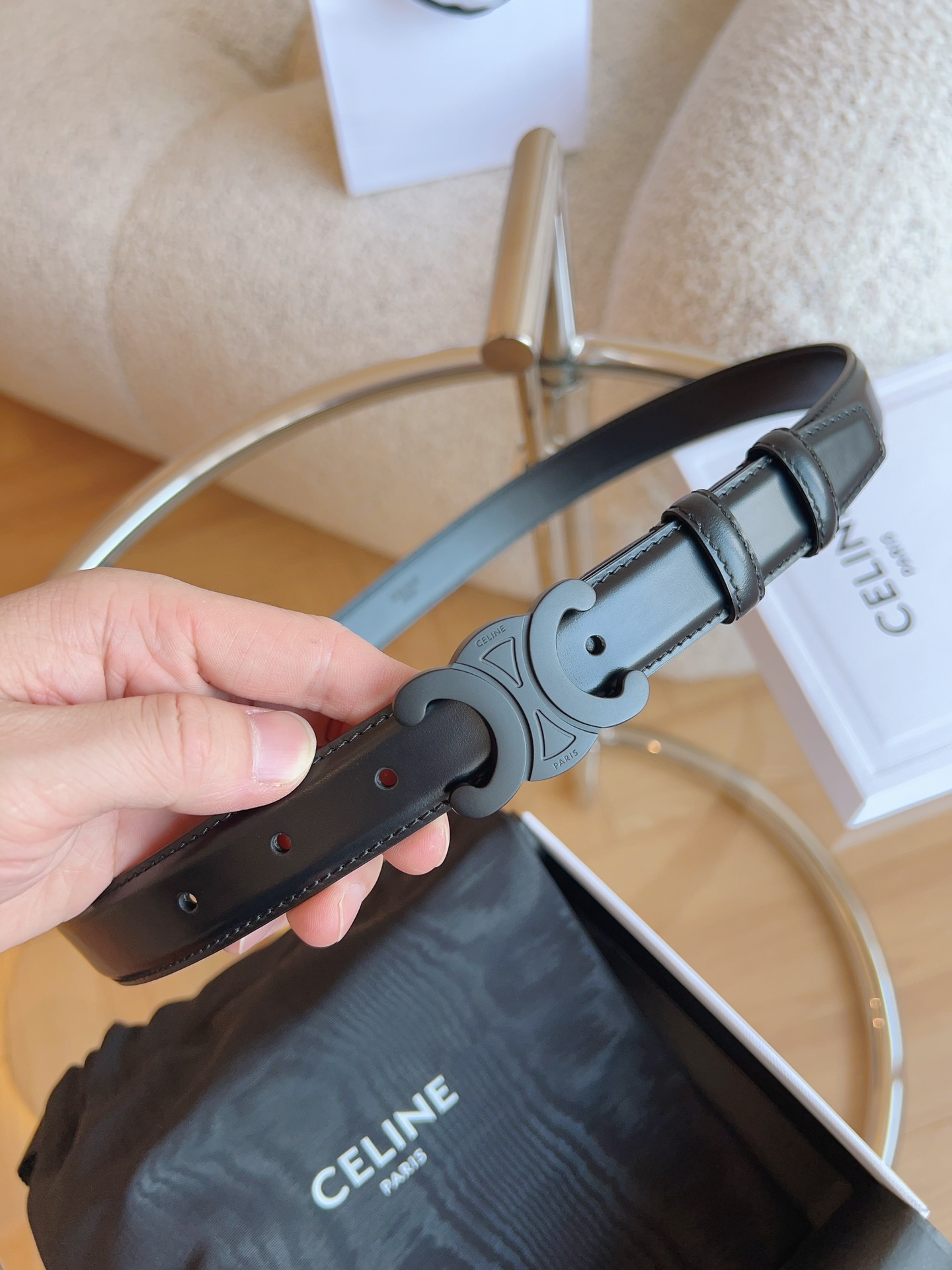 人気流行品 セリーヌ ベルトバッグ サイズコピー おしゃれ 本革 レザー 優雅レディ 細い ブラック_9