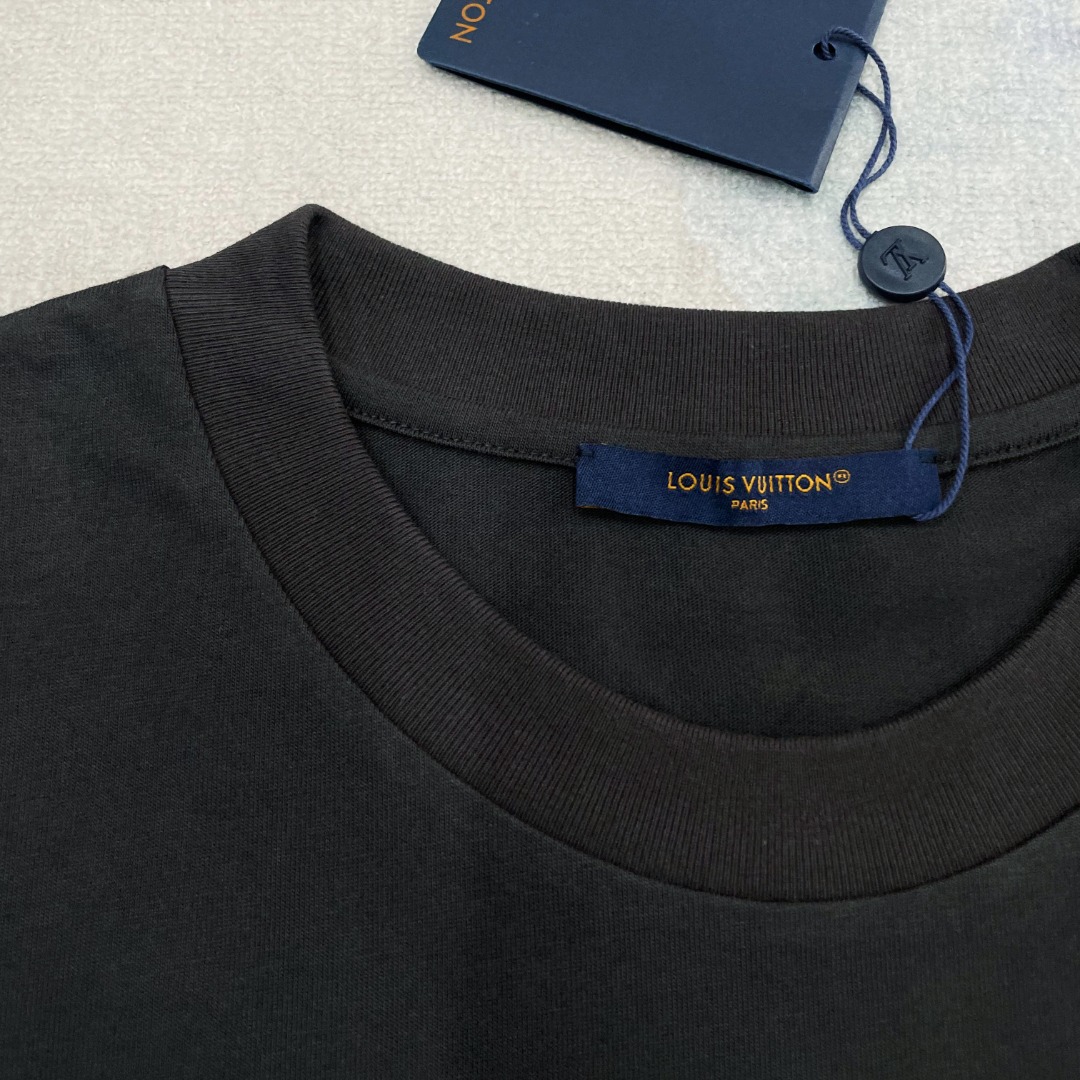 高級感溢れる ルイヴィトンtシャツ新作スーパーコピー  純綿 トップス 短袖 柔らかい ブラック_4