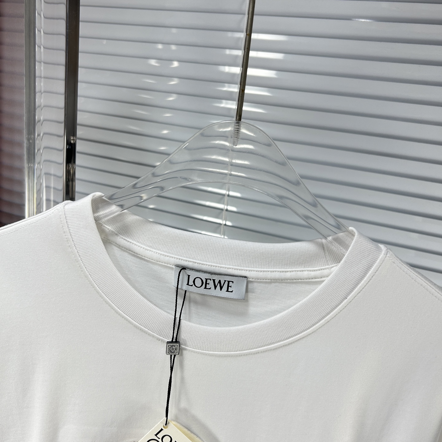 ロエベtシャツコーデスーパーコピー 半袖 トップス 純綿 シンプル プリント ホワイト_4