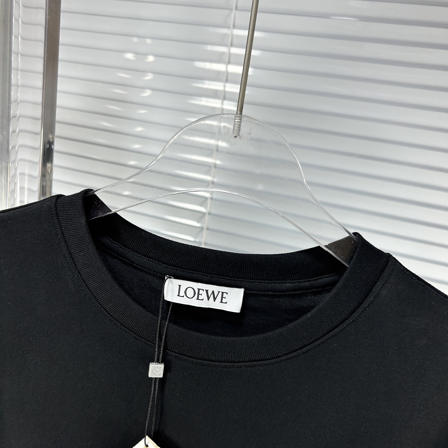 お洒落！ロエベtシャツ メルカリ偽物 シンプル 半袖 トップス 純綿 シンプル プリント ブラック_3