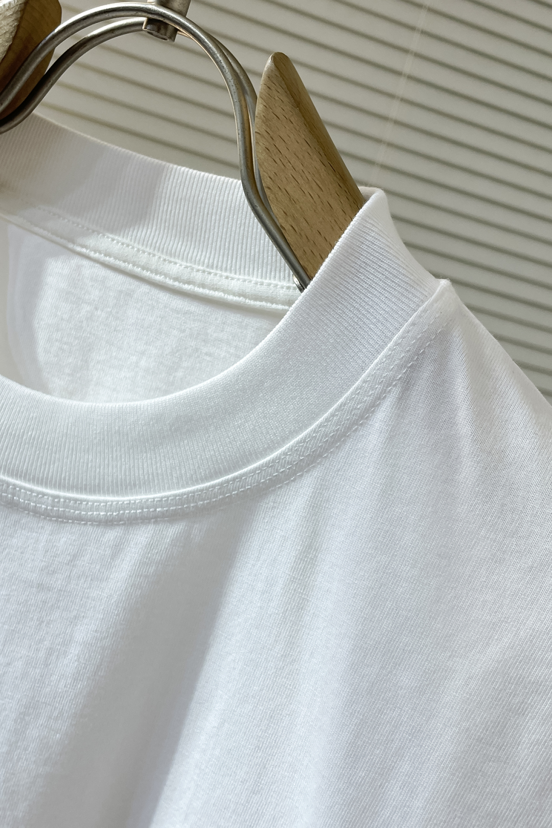 お洒落！ロエベtシャツ 安いコピー シンプル 半袖 トップス 純綿 シンプル プリント 2色可選_4