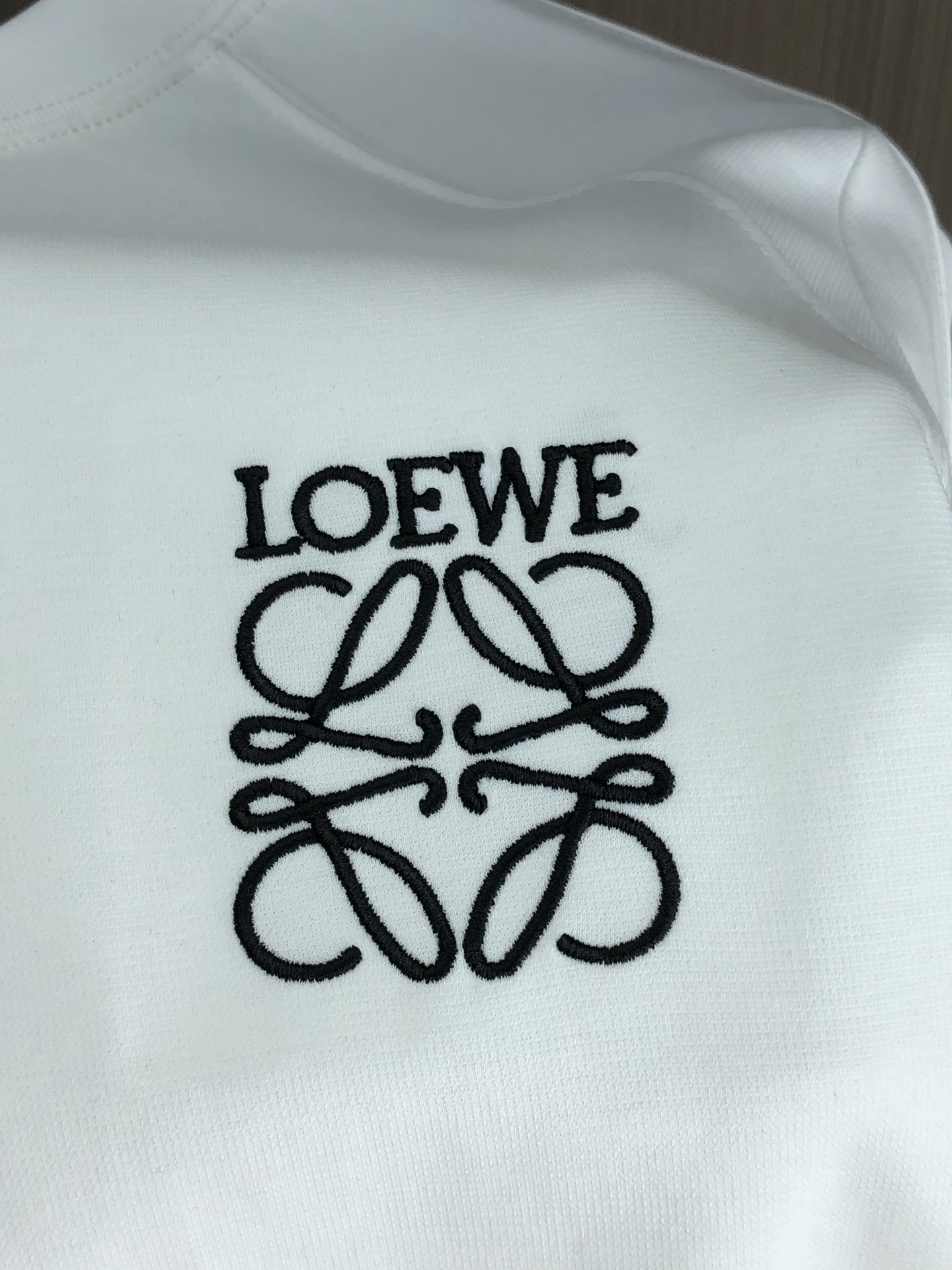 爆買いで大得価のロエベ tシャツサイズ感激安通販 半袖 トップス 純綿 プリント 柔らかい ホワイト_4