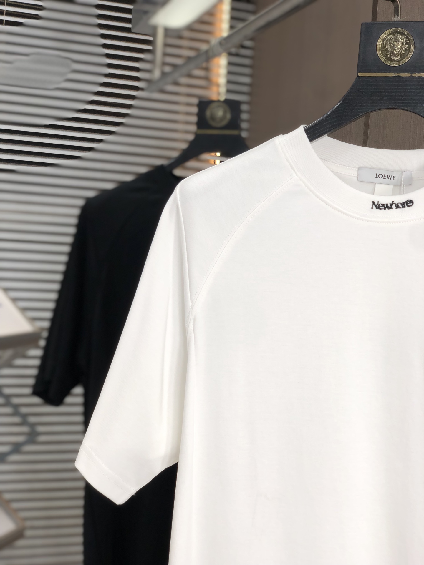 爆買いで大得価のロエベ tシャツサイズ感激安通販 半袖 トップス 純綿 プリント 柔らかい ホワイト_5