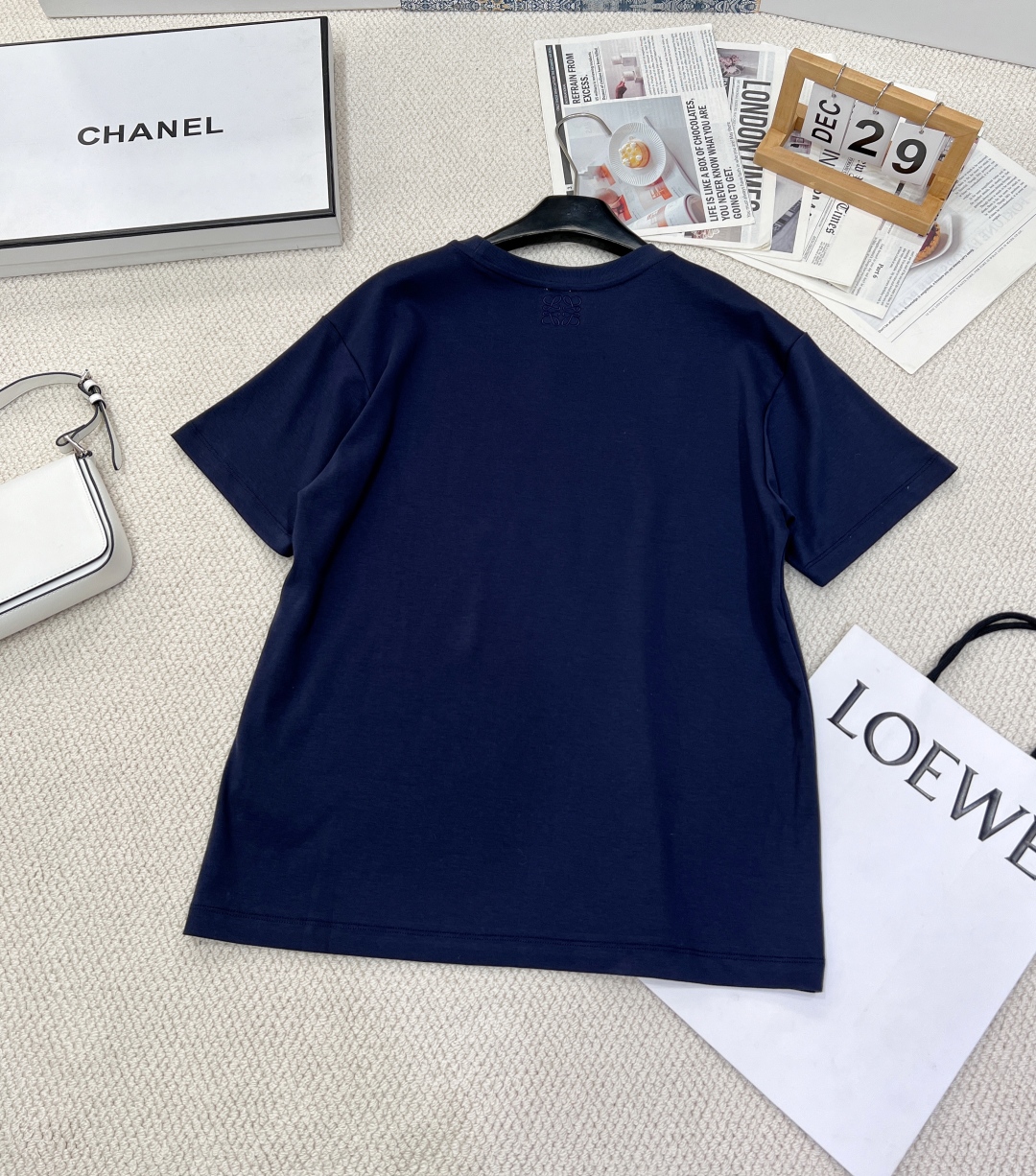 目を引く存在感 ロエベ tシャツ buymaコピー シンプル 半袖 トップス 純綿 ロゴ刺繍 柔らかい ブルー_2