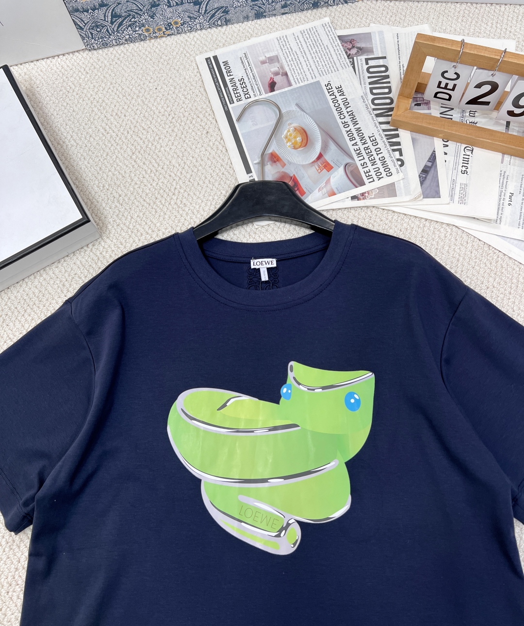 目を引く存在感 ロエベ tシャツ buymaコピー シンプル 半袖 トップス 純綿 ロゴ刺繍 柔らかい ブルー_4