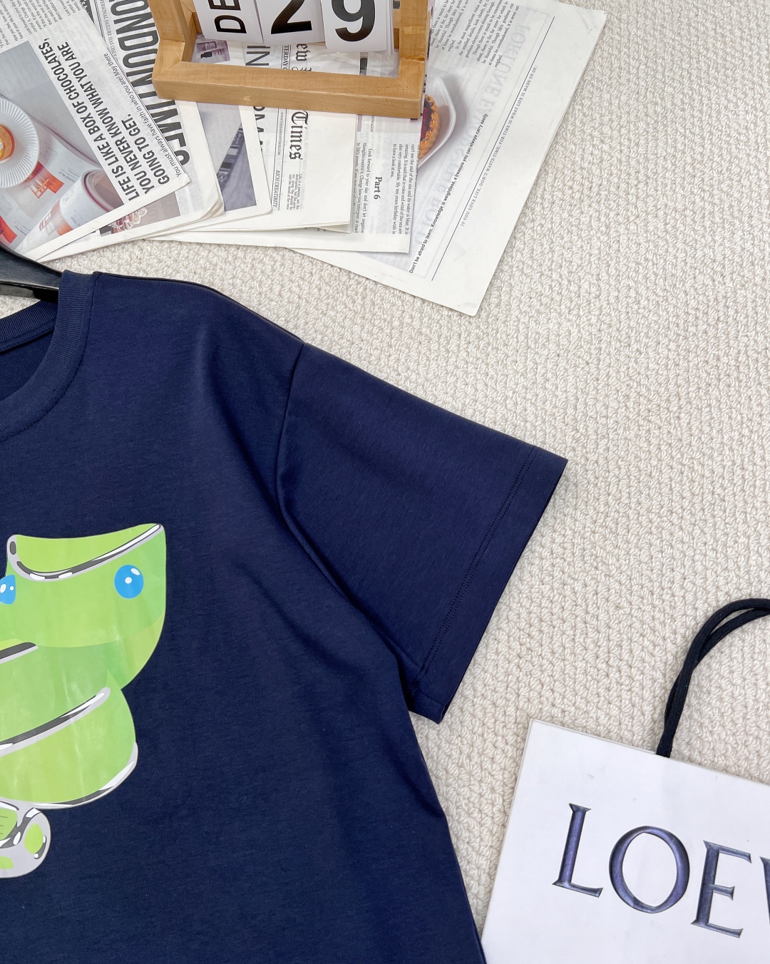目を引く存在感 ロエベ tシャツ buymaコピー シンプル 半袖 トップス 純綿 ロゴ刺繍 柔らかい ブルー_6