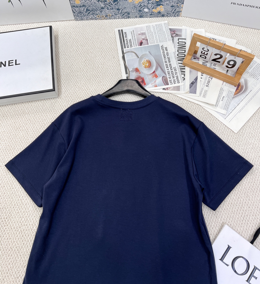 目を引く存在感 ロエベ tシャツ buymaコピー シンプル 半袖 トップス 純綿 ロゴ刺繍 柔らかい ブルー_10