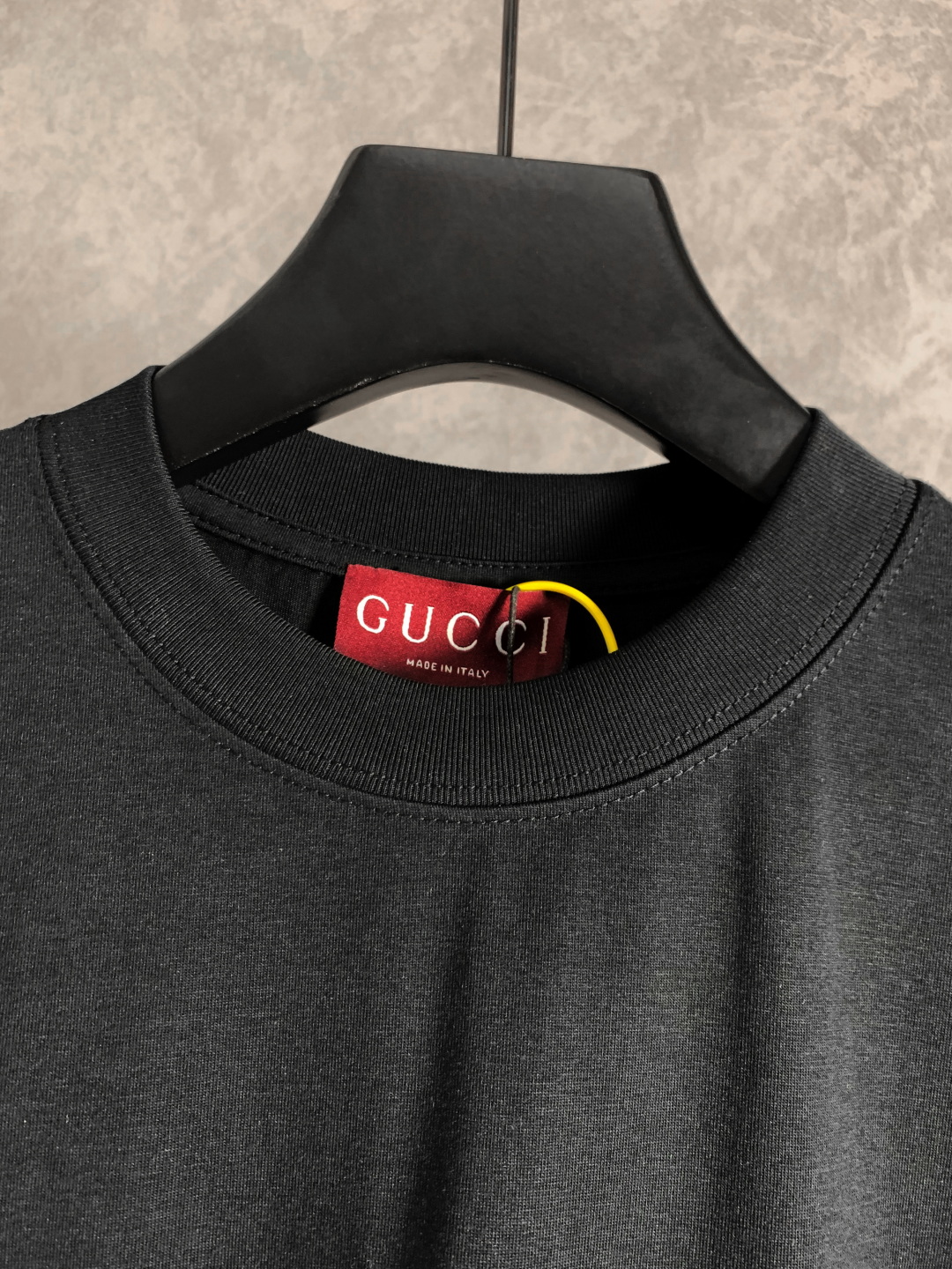 gucci メンズ シャツスーパーコピー 男女兼用 トップス 100%綿 ゆったり tシャツ ブラック_4