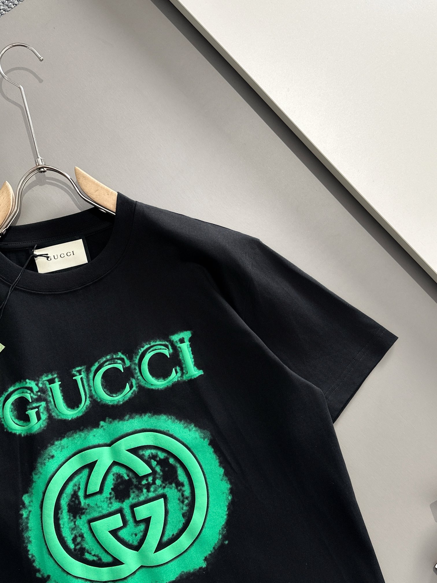 gucci t シャツ いちご激安通販 男女兼用 トップス 100%綿 ゆったり 高品質 ブラック_2