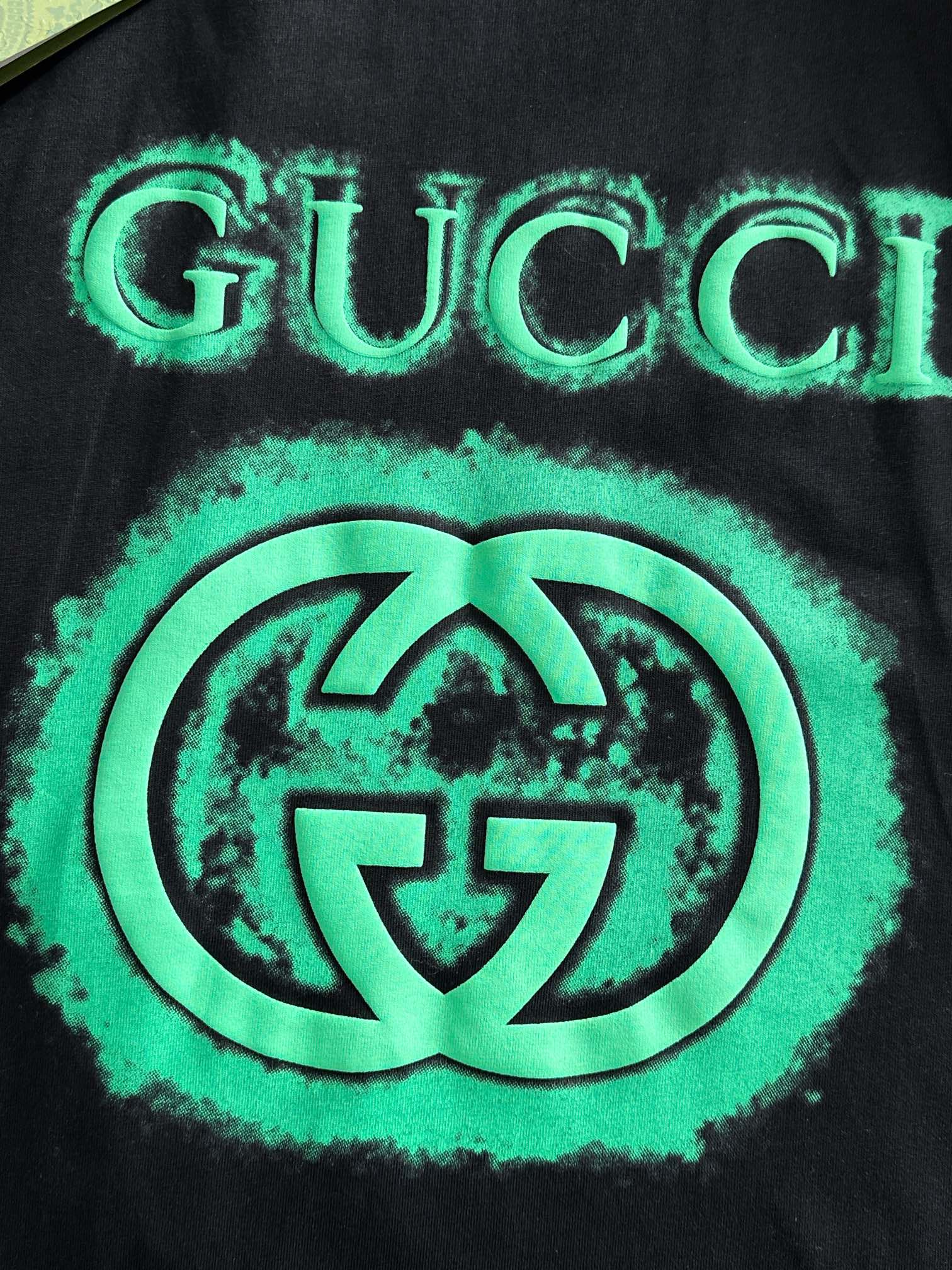 gucci t シャツ いちご激安通販 男女兼用 トップス 100%綿 ゆったり 高品質 ブラック_3