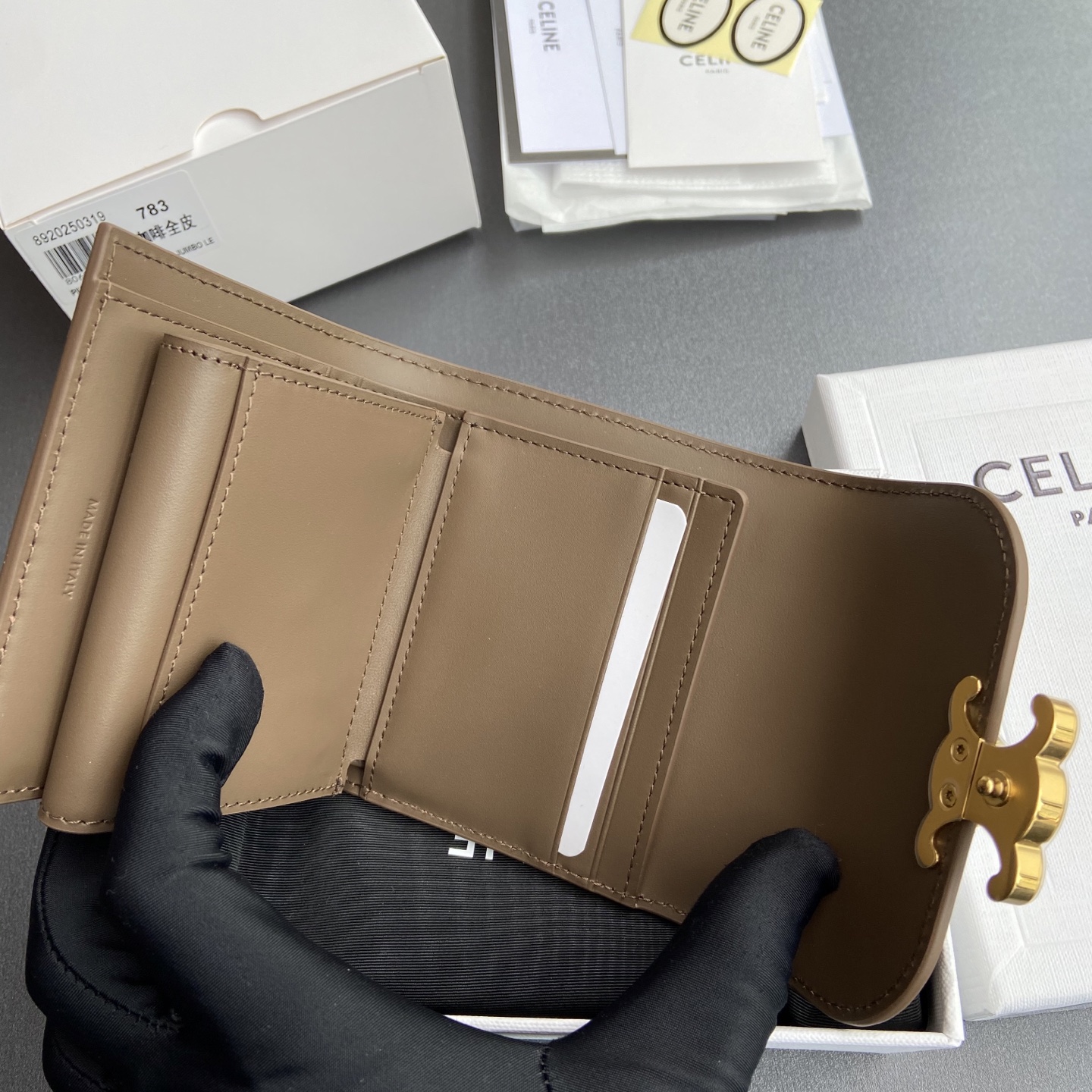 celine 財布コピー 本革 三つ折り シンプル 優雅レディ レザー ショット コーヒー色_8
