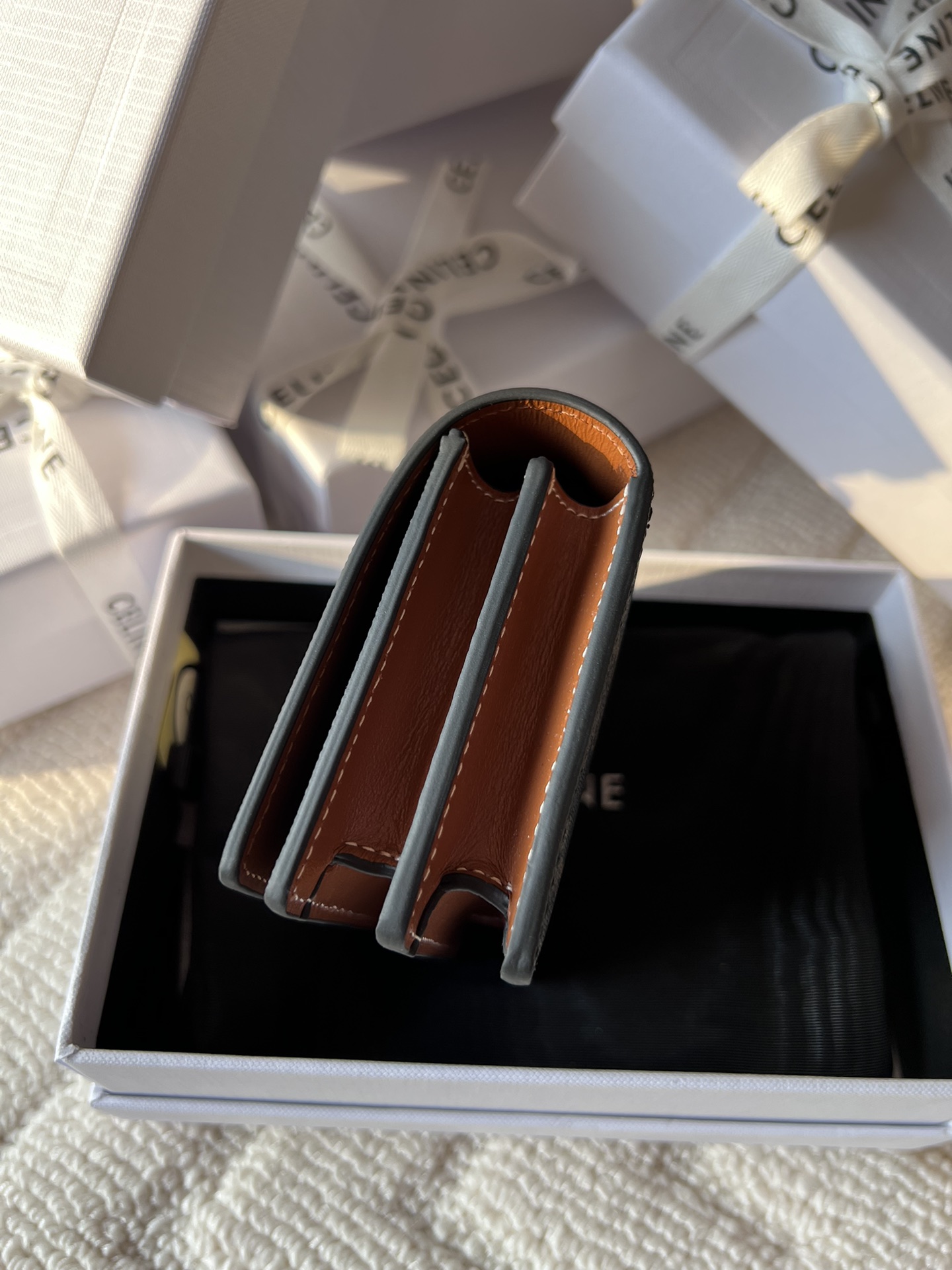celine ミニ 財布コピー 本革 レザー 10M123 小遣い 名刺入れ 花柄 ブラック_3