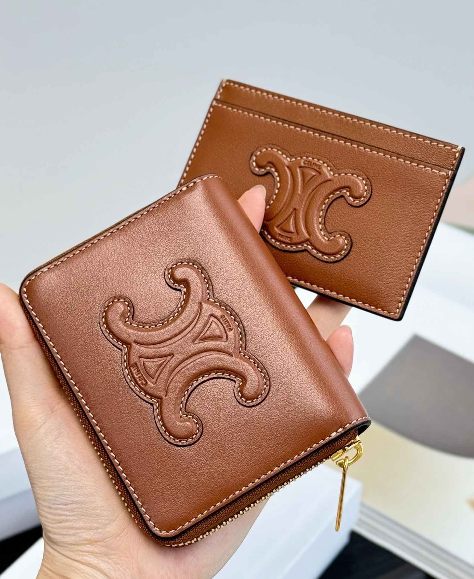 セリーヌ の 財布コピー 牛革 レザー カートケース ロゴ刺繍 シンプル ブラウン_7