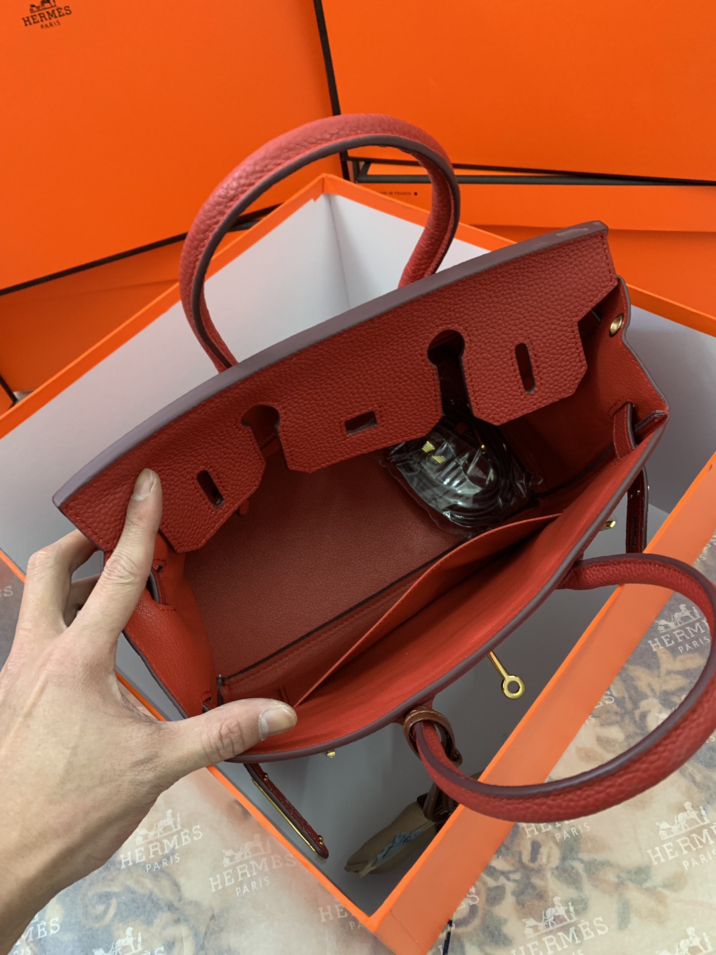 お買い得なエルメスバッグ 買うにはスーパーコピー 本革 優雅 斜め掛け ハンドバッグ レザー レディ レッド_7