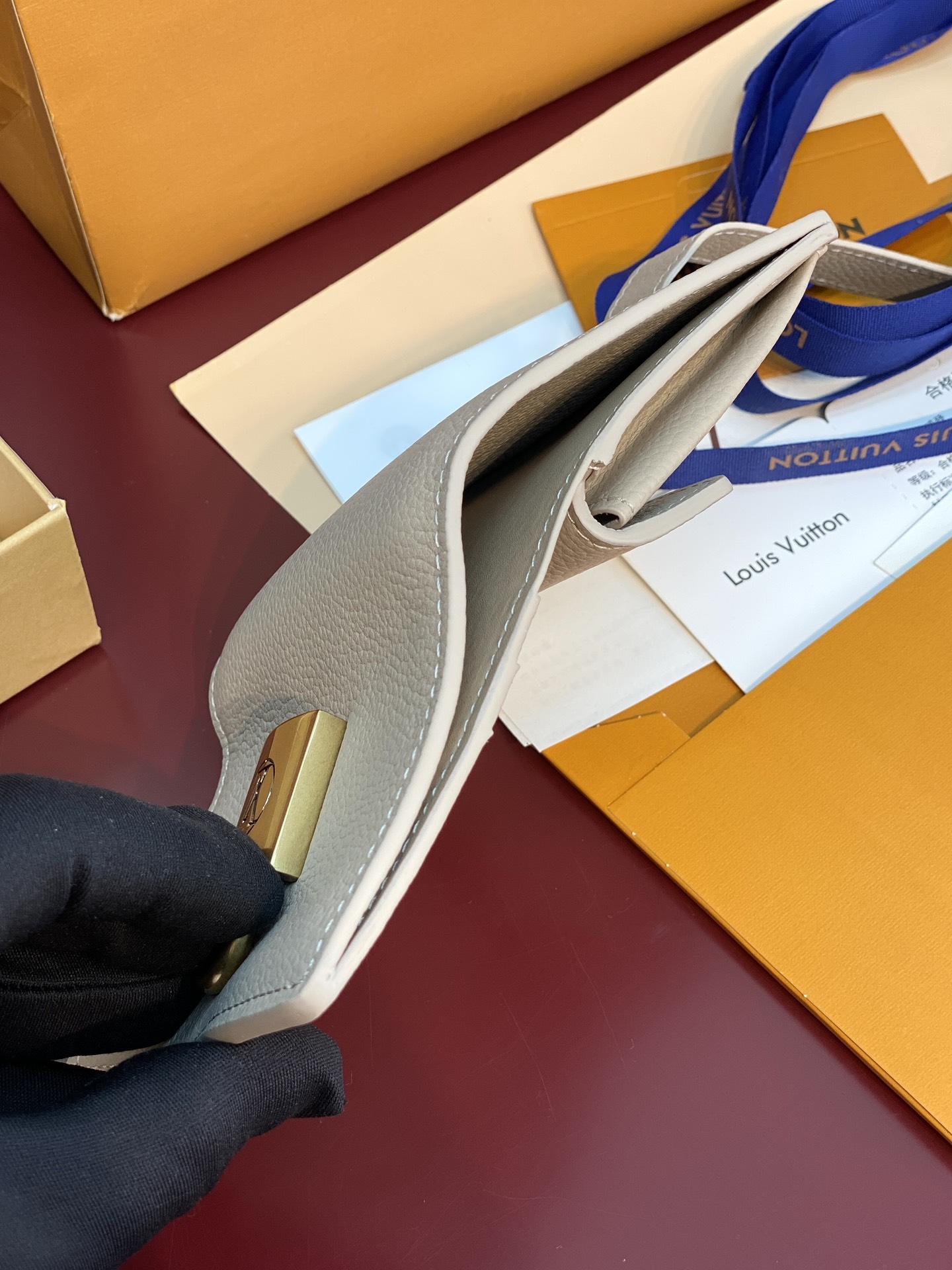 高級感溢れる ルイヴィトン財布 お直しＮ級品 レザー 本革 シンプル M12408 杏色_9