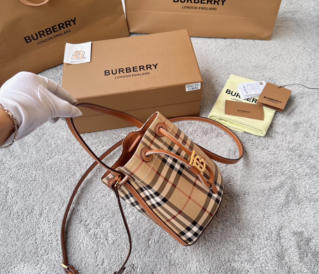 魅力的なburberry バッグスーパーコピー ハンドバッグ 斜め掛け レザー 革 ブラウン_8