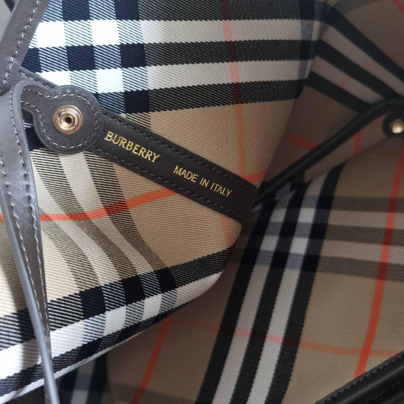 burberry バッグ レディ偽物 柔軟 カジュアル ハンドバッグ 本革 レザー 縞 ブラウン_7