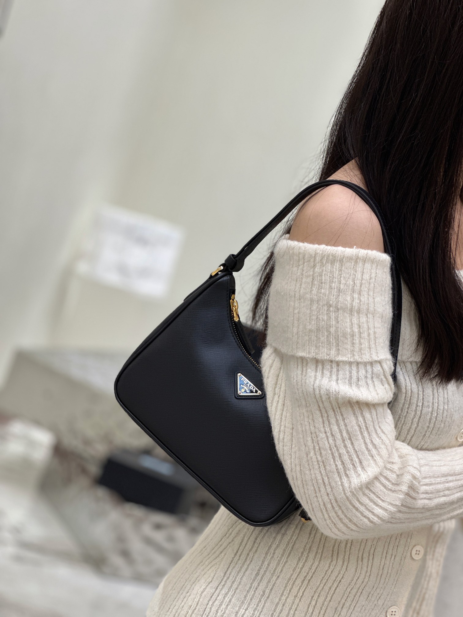 新着!!プラダ エナメルＮ級品 1BC204 レザー  ハンドバッグ イタリア革 ブラック_10