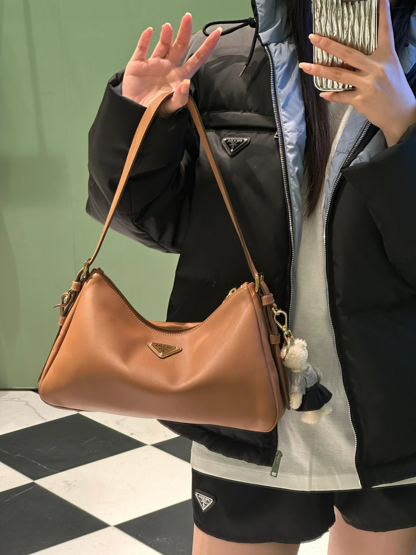 プラダバッグ お手入れスーパーコピー 1BC229 軽量 ハンドバッグ 牛革 レザー Hoboバッグ ブラウン_3