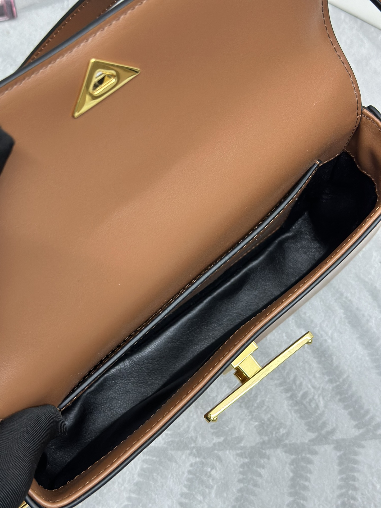 期間限定品 プラダバッグ 肩掛け偽物 1BD339 斜め掛けバッグ 牛革 レザー ブラウン_7