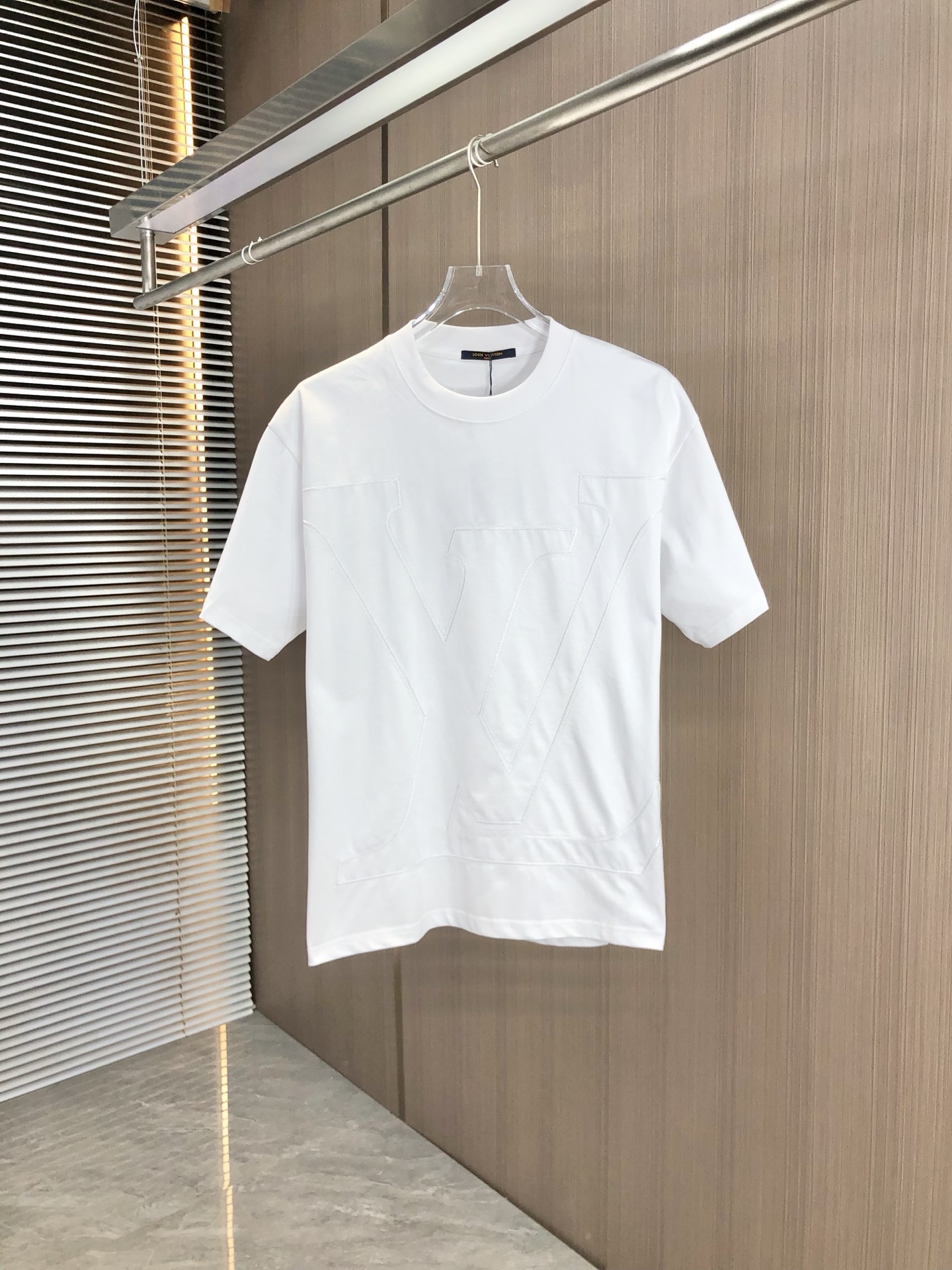 ルイヴィトン tシャツ チェーン偽物 柔軟 純綿 トップス 短袖 ゆったり 男女兼用 ホワイト_1