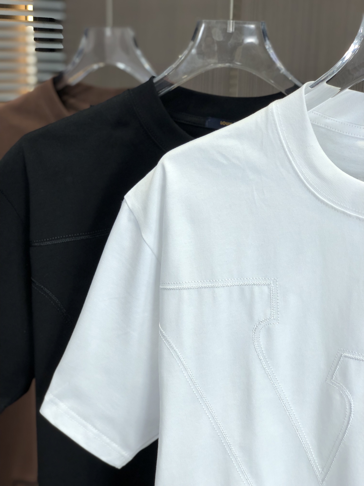 ルイヴィトン tシャツ チェーン偽物 柔軟 純綿 トップス 短袖 ゆったり 男女兼用 ホワイト_3