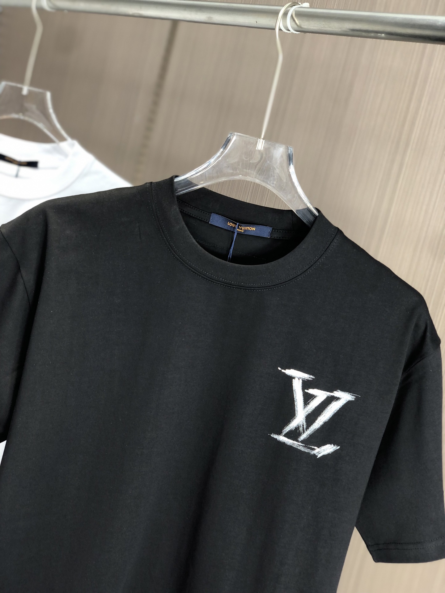 レディース ルイヴィトン tシャツ 新作コピー 柔らかい 純綿 トップス 短袖 ゆったり 男女兼用 ブラック_2