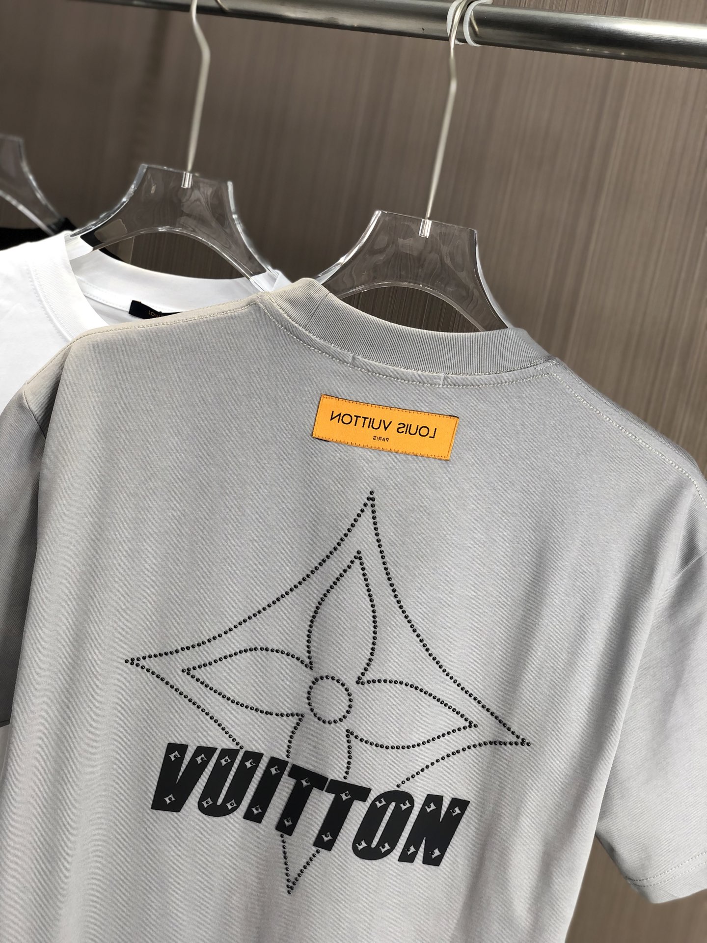 ルイヴィトン tシャツ 値段スーパーコピー 柔らかい 純綿 トップス 短袖 ゆったり 男女兼用 グレー_9