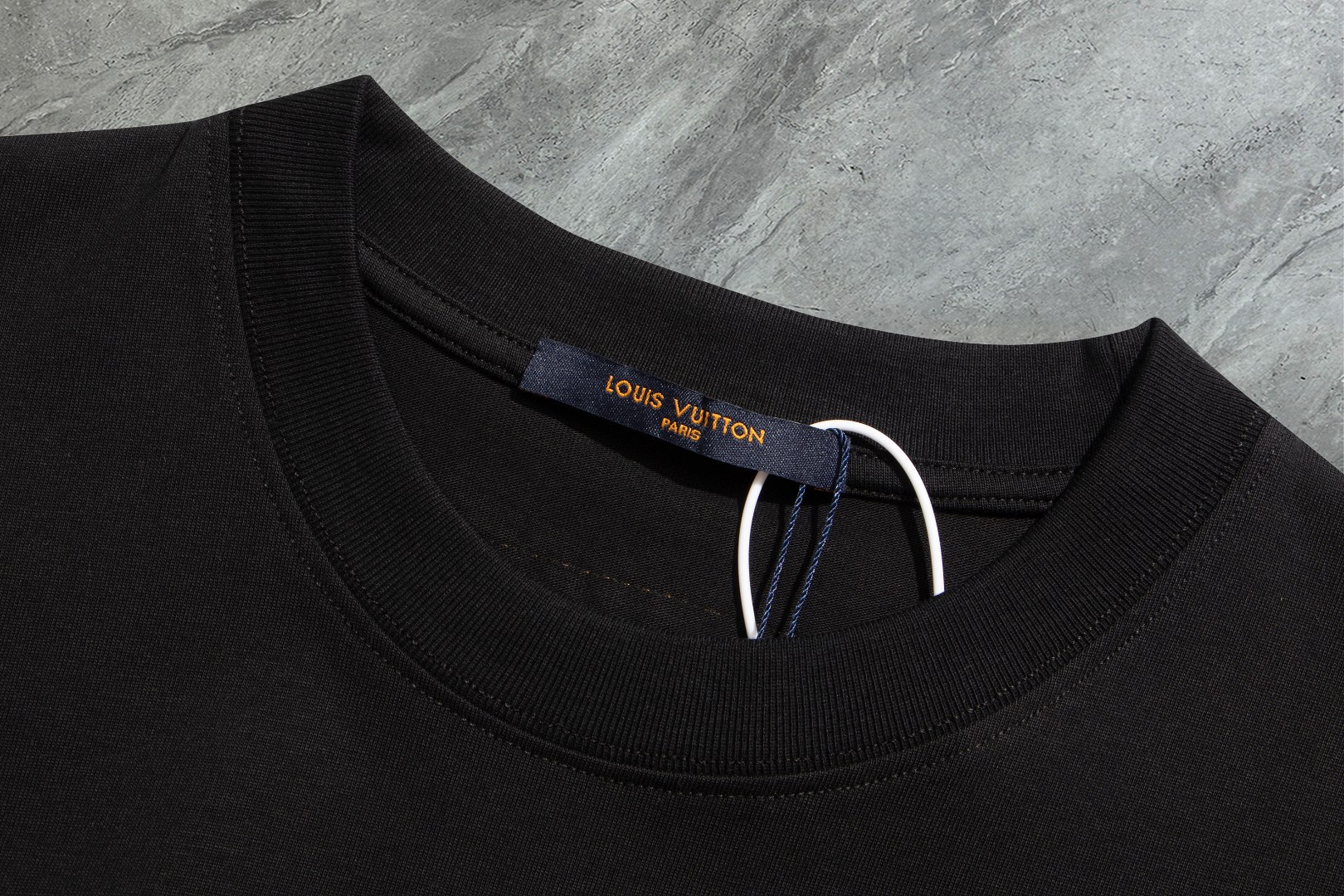 LV ヴィトン ミッキー tシャツコピー 柔らかい 純綿 半袖トップス ゆったり 男女兼用 ブラック_2