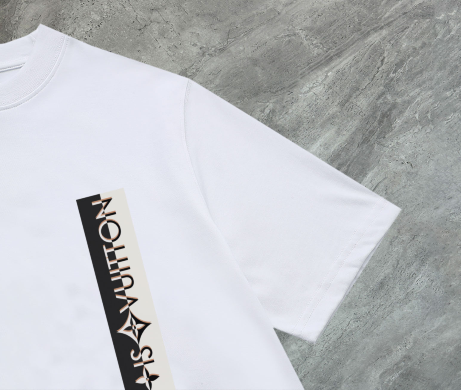 爆買いで大得価のルイヴィトン tシャツ タグ偽物 シンプル 純綿 半袖トップス ゆったり ホワイト_4