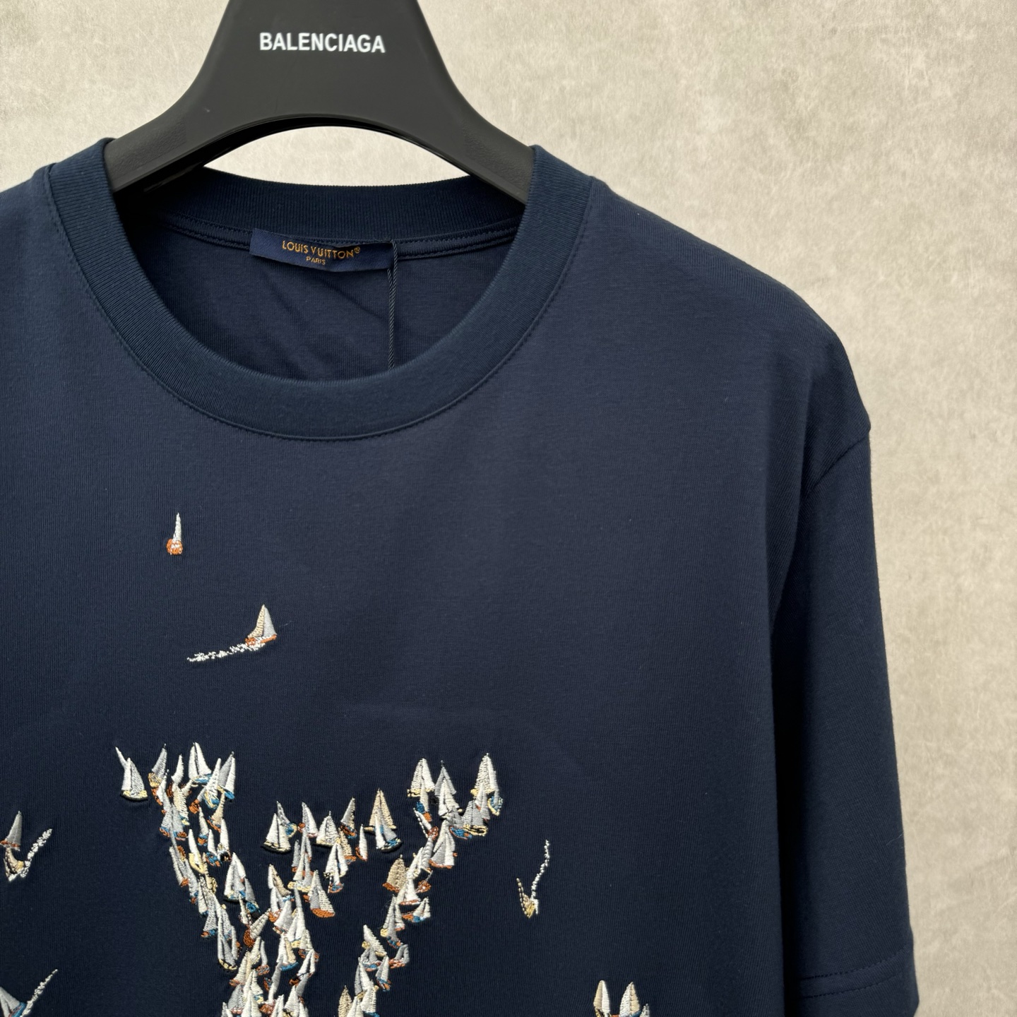 高級感溢れる LV ヴィトン tシャツ 公式コピー シンプル 純綿 半袖トップス ゆったり ブルー_4