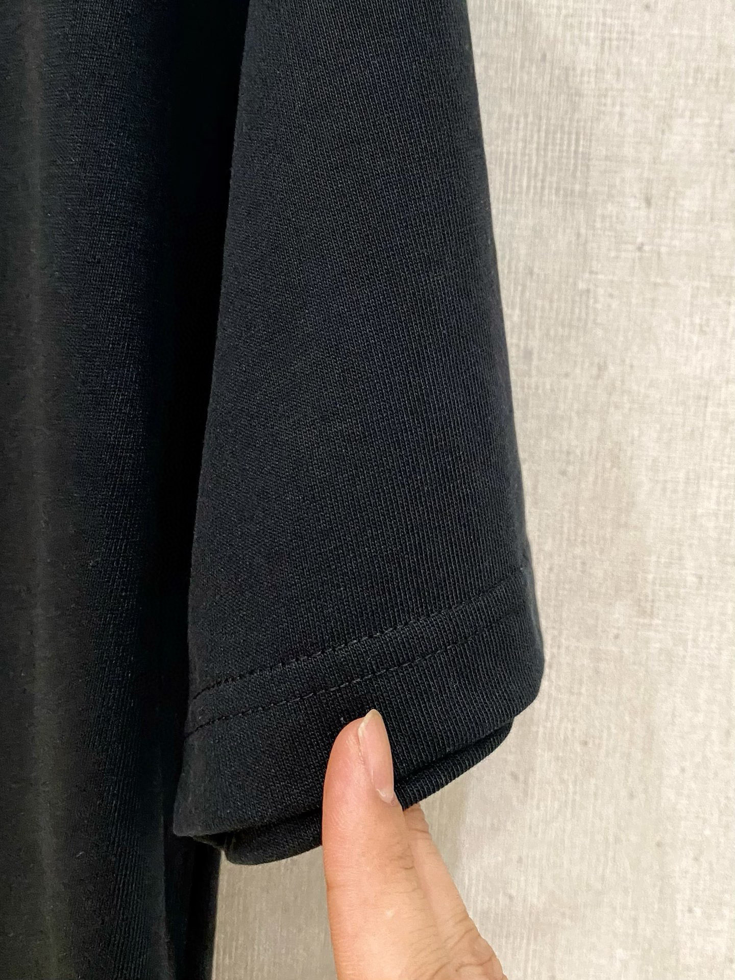 ルイヴィトンtシャツコーデコピー プリント シンプル 綿100％ 半袖トップス ゆったり ブラック_6