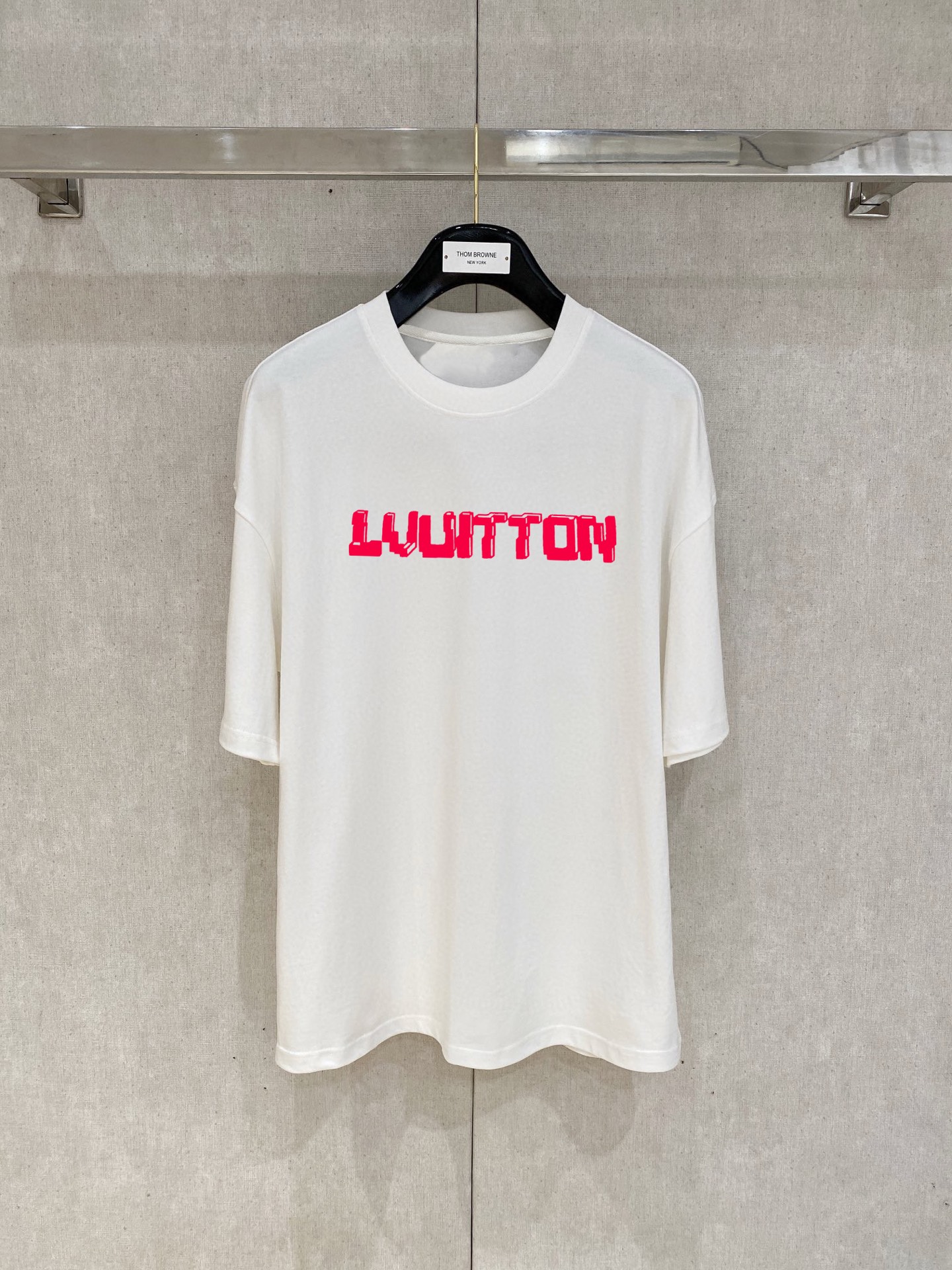 ルイヴィトン tシャツ モノグラムスーパーコピー プリント シンプル 綿100％ 半袖トップス ゆったり ホワイト_1